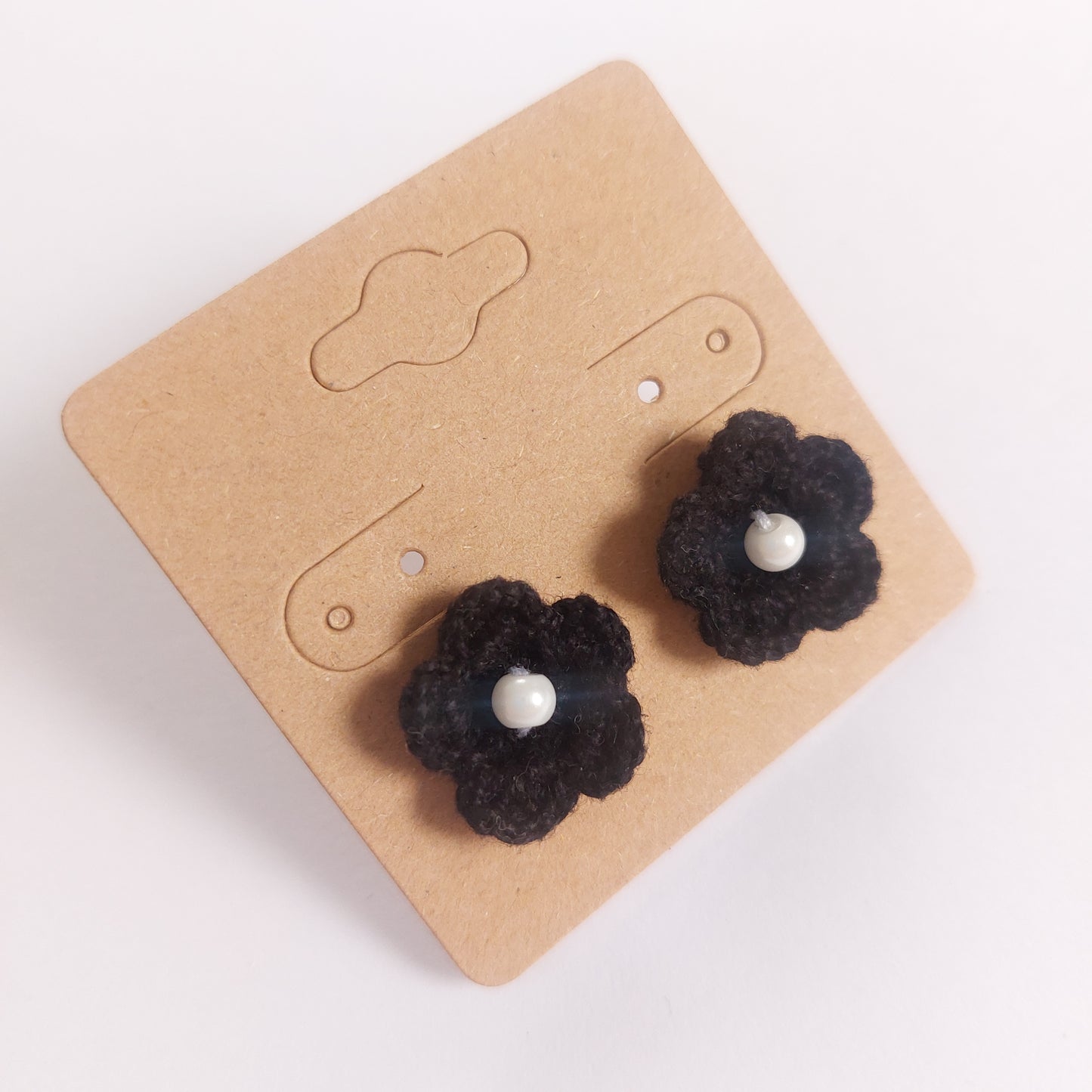 Crochet black small flowers earrings
